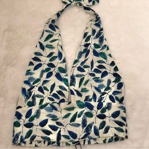 Kendall + Kylie Cropped tieback halter top size large indigo tropical NWT